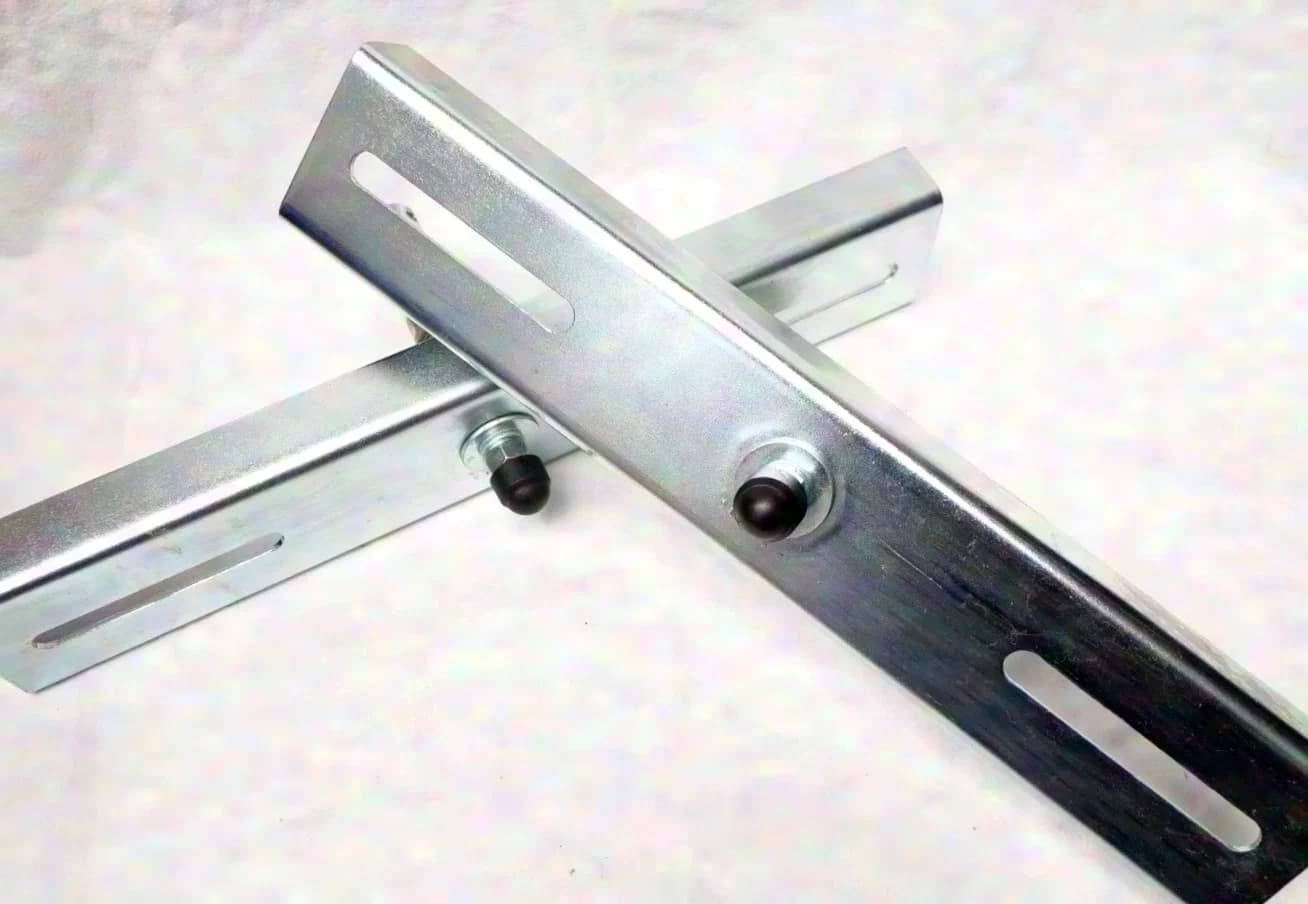 n.A. Truss lift attachment "40er" with TV spigot (2-piece set)