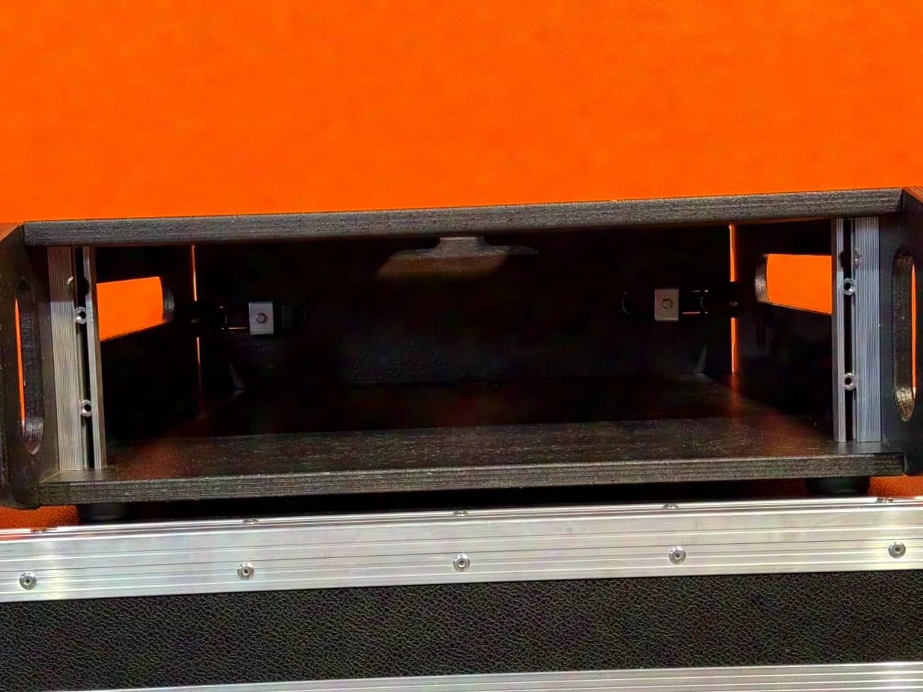n.N. 19-inch rack module 3U with lid