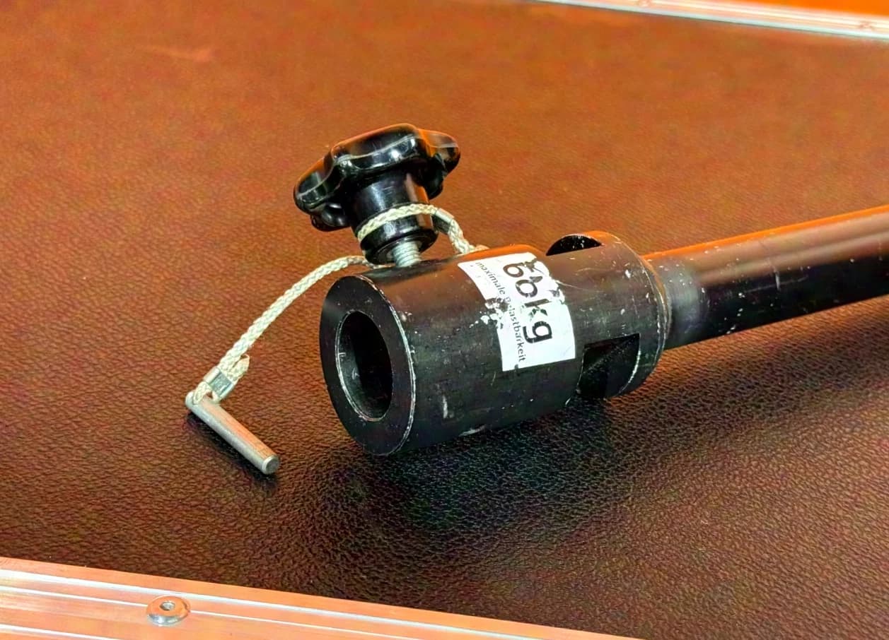 n.N. TV spigot Drop Arm 60cm