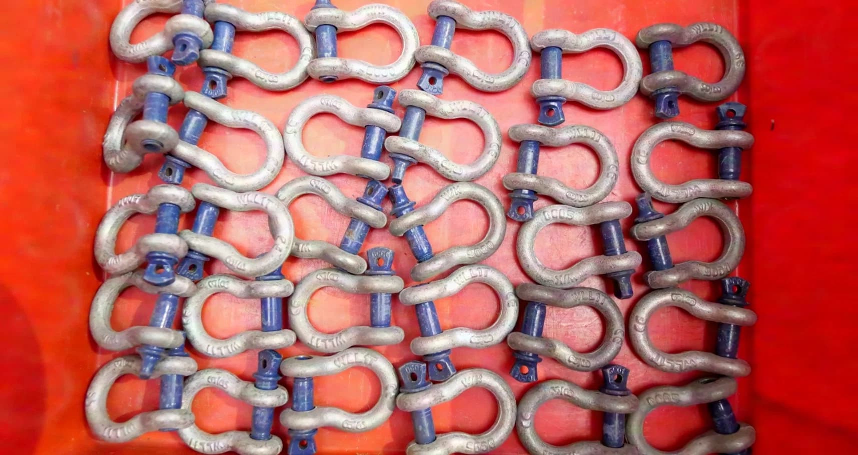 n.a. Set of shackles 1t (set of 30)