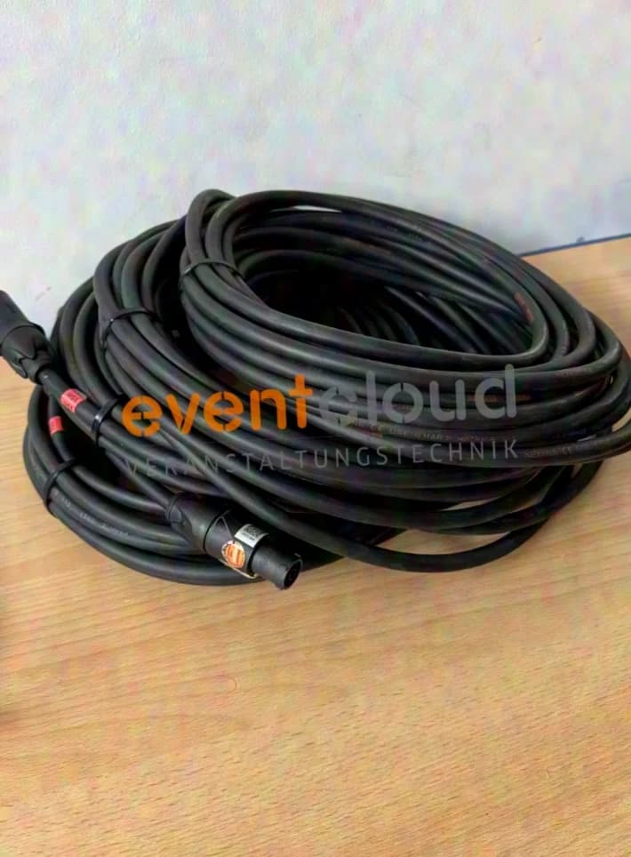 powerCON TRUE1 Cable 10m Neutrik Plug and Coupler TITANEX Cable 3G1,5