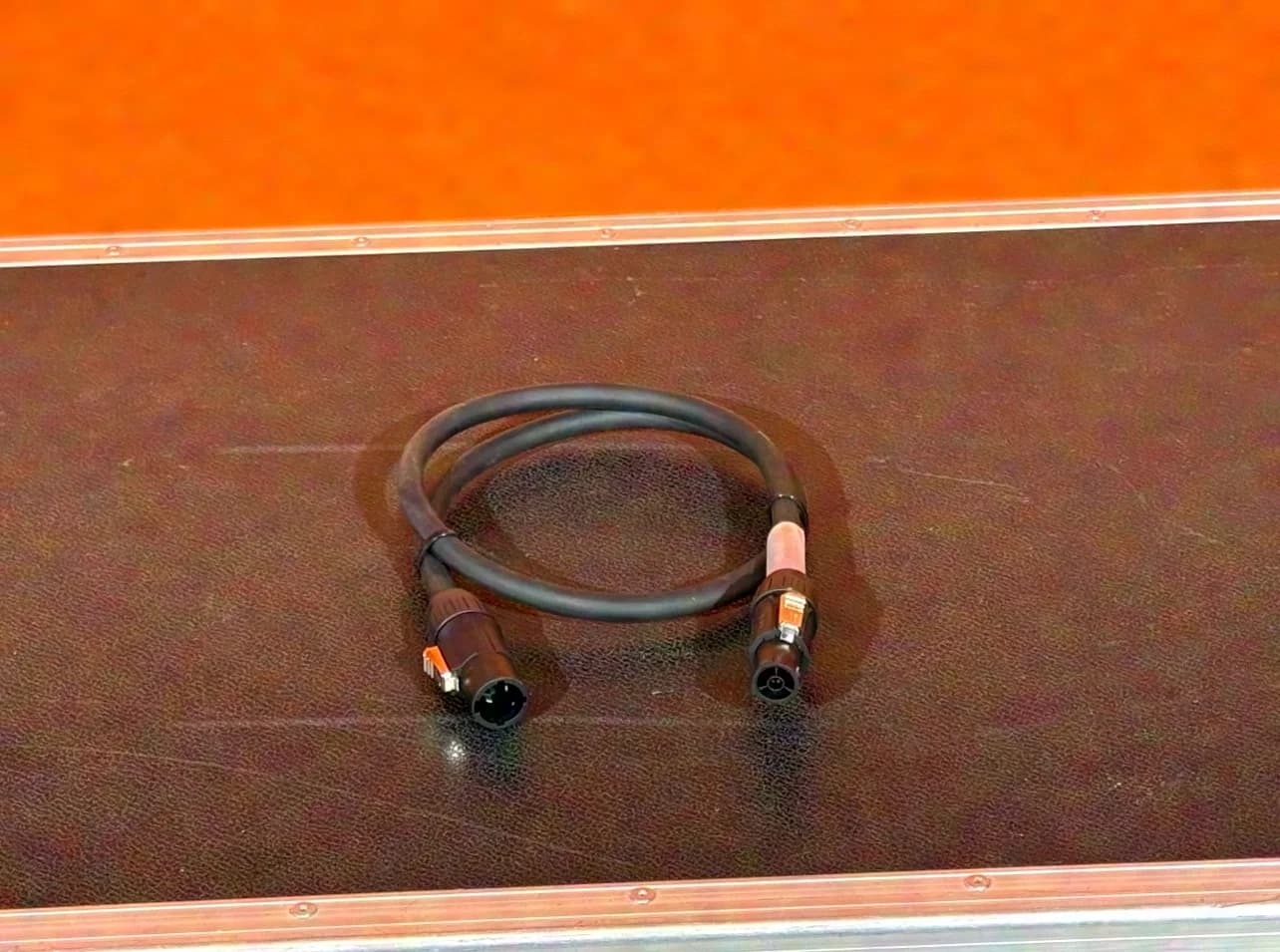 stagebrands Powercon TRUE1 Cable black, 1m, 3G2,5