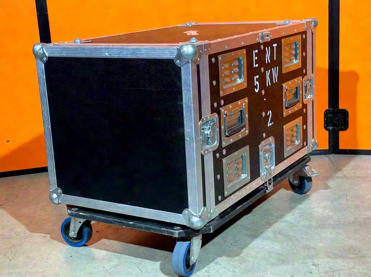 transtechnik ALEX 6x5 M | 6x5kW Dimmerpack incl. power distributor & rack