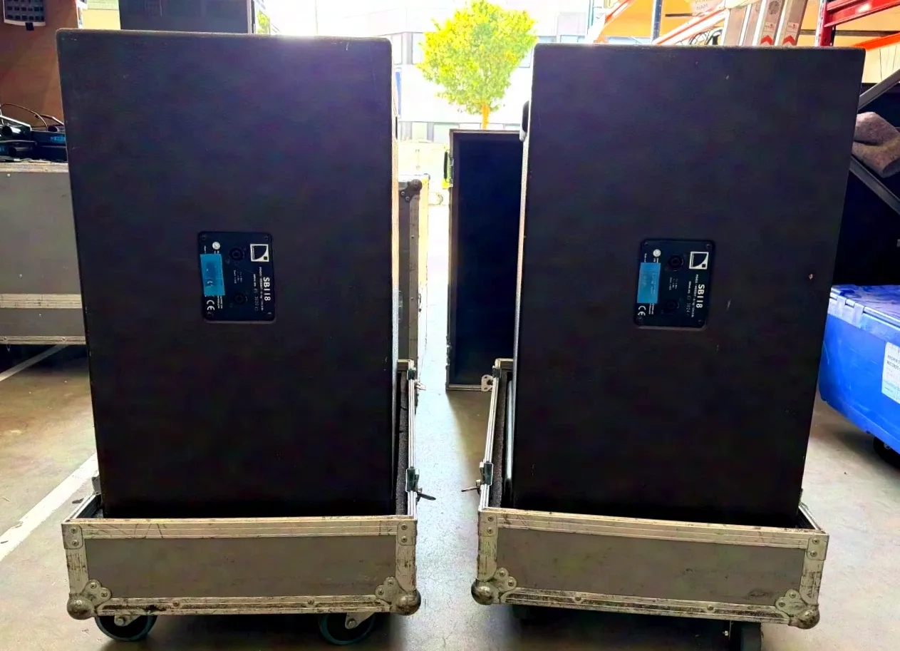 2x L-Acoustics SB118 Subwoofers incl. Flightcase