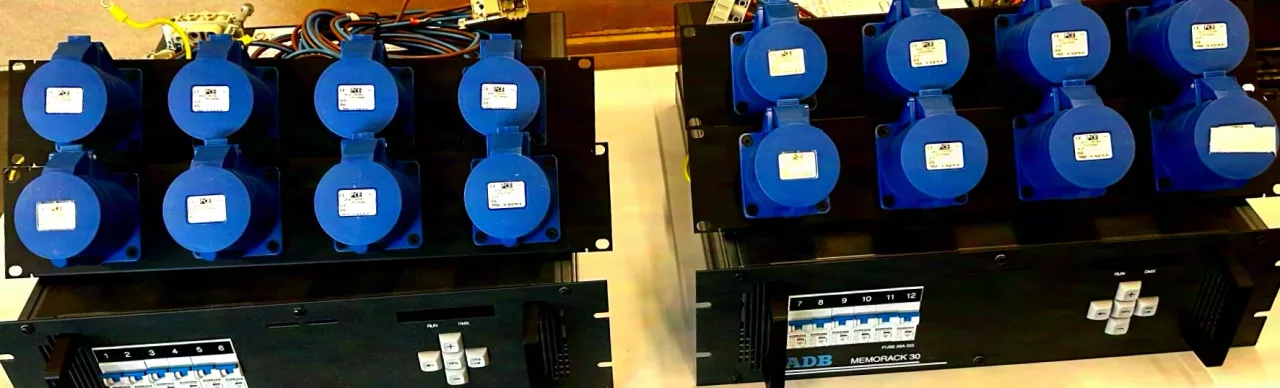 ADB MEMORACK 30 Professional Dimmer Rack 6 x 5kW