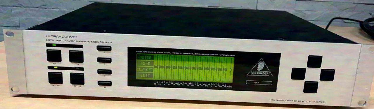 Behringer Ultra-Curve DSP 8000