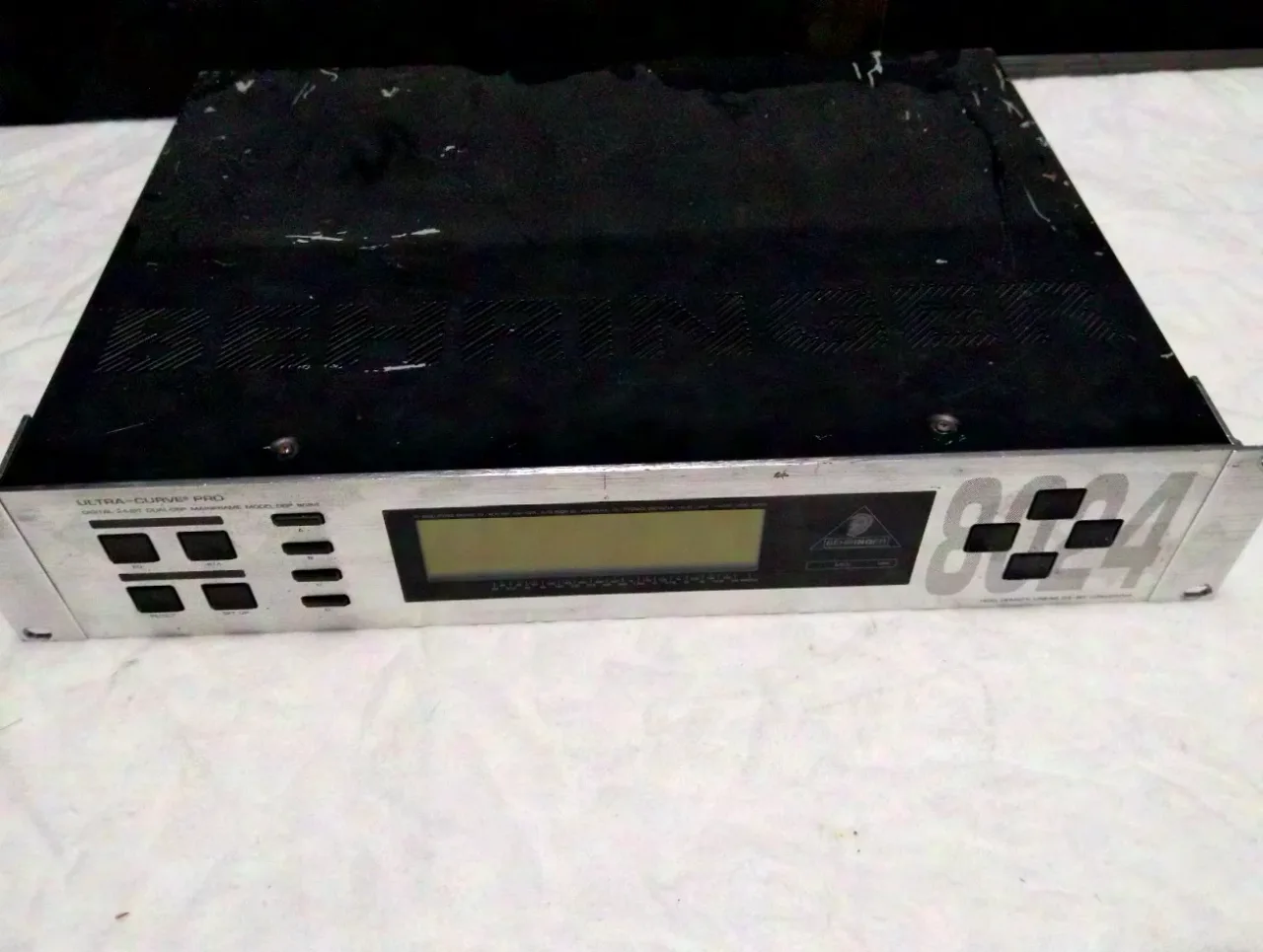 Behringer Ultracurve Pro DSP 8024