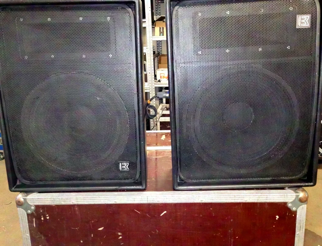 Martin Audio LE400 Monitor Set