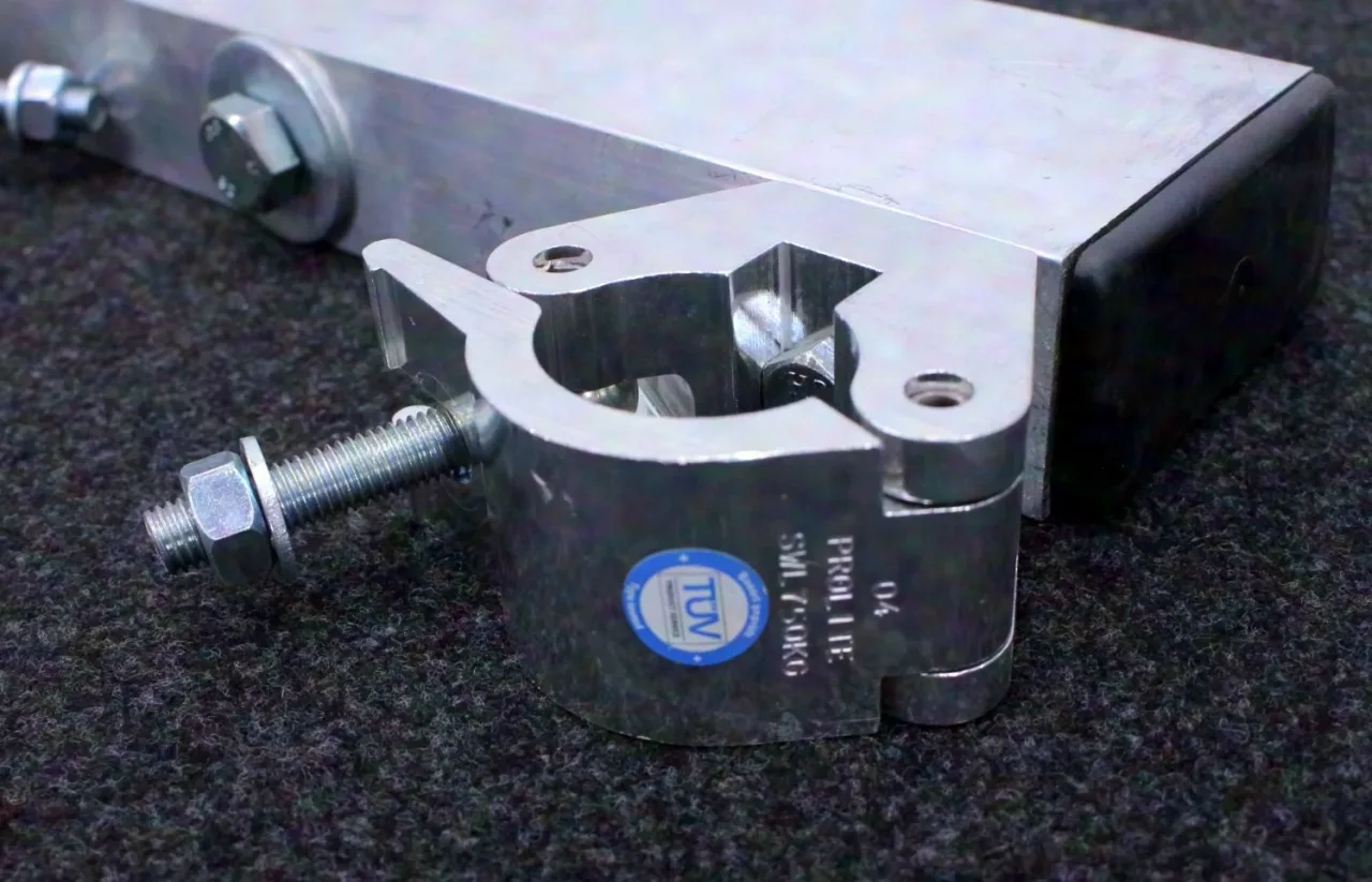Prolyte 4 pieces ACC-40D/V Hanging Bracket / Gizmo