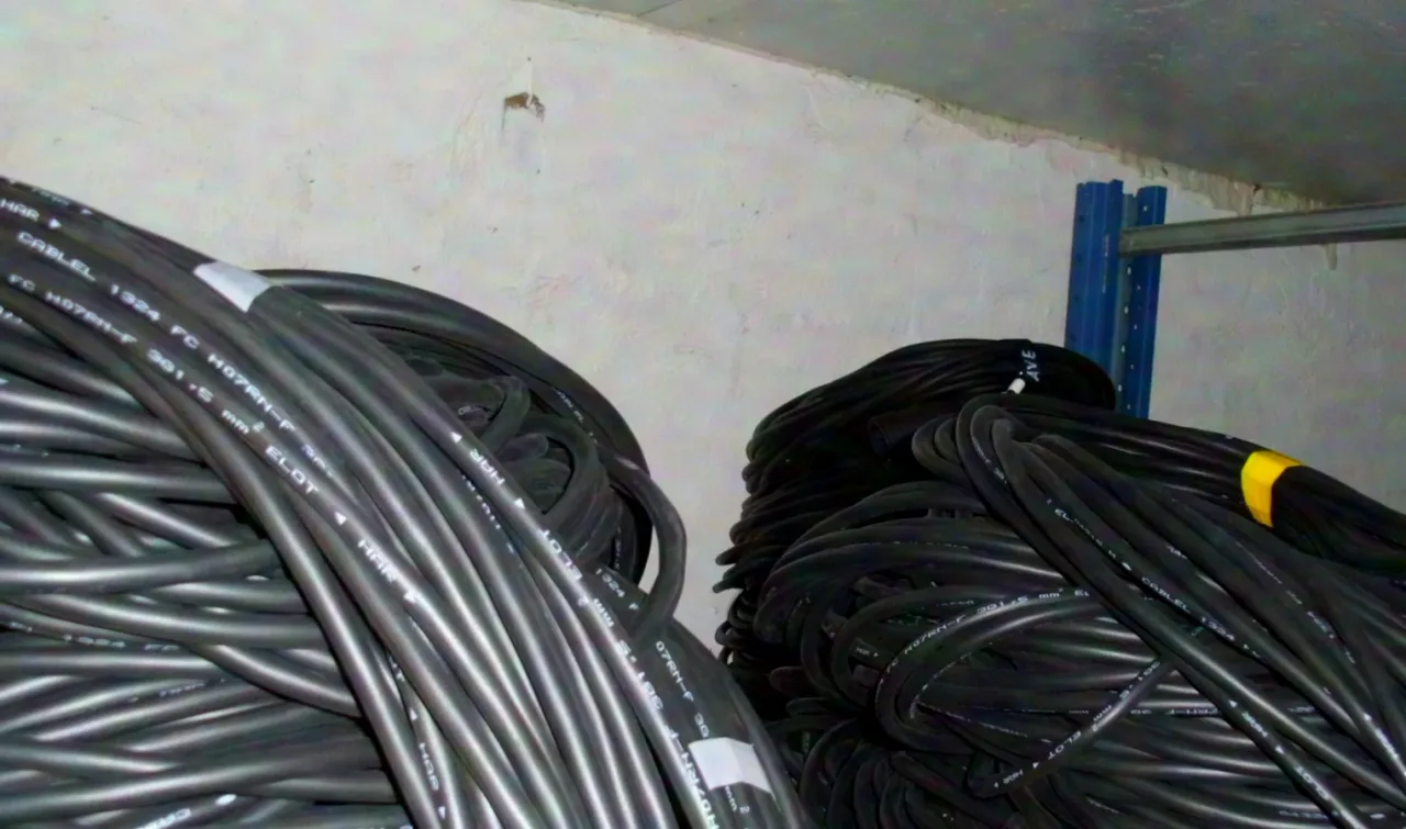 Schuko Cable 20m Set ( 5 pcs )