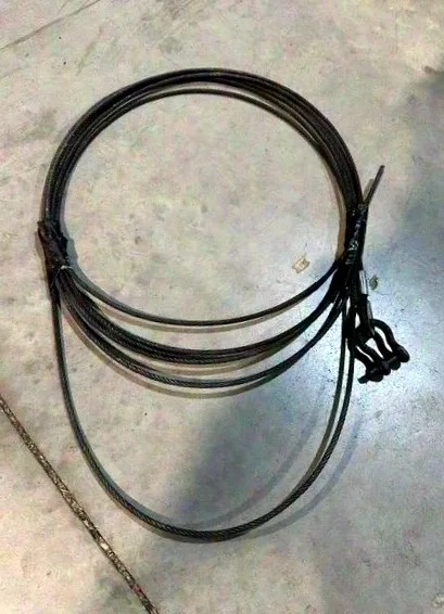 Steel cable 4mm, length 600cm in black, thimble with shackle on one end, open end on the other side