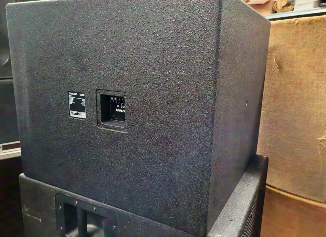 TW Audio B17i Installation Subwoofer