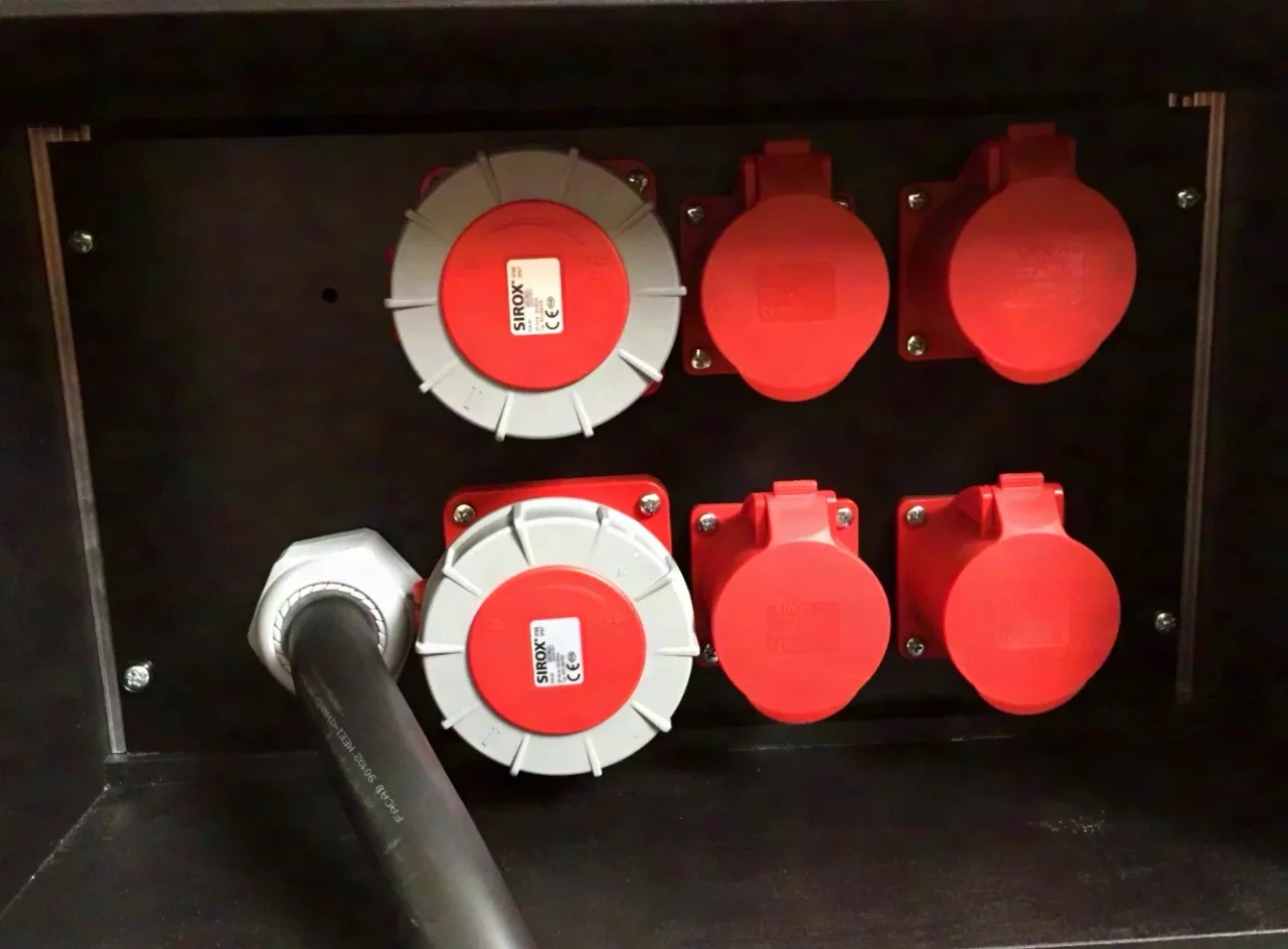 125A sub-distribution unit, 2*63A, 4* 32A MCB