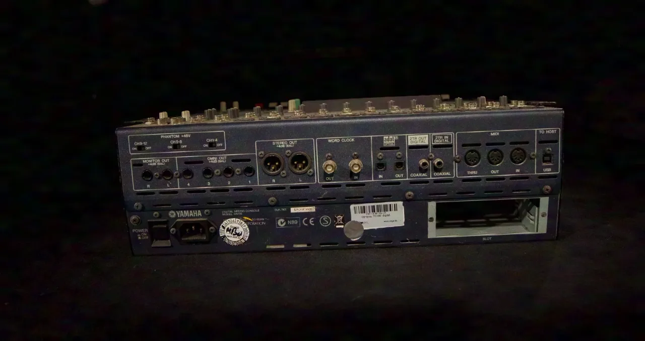 Yamaha O1V-96 Digital Mixing Console