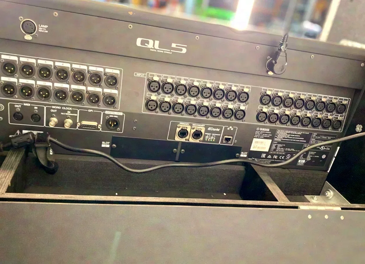 Yamaha QL5 FC Included YOM 2014