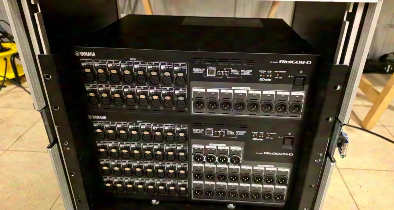 Yamaha Rio 3224-D + Rio 1608-D