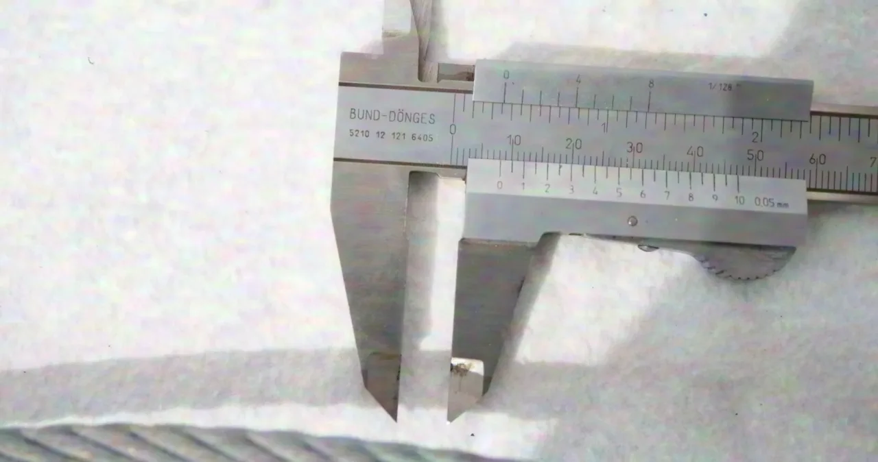 n.a. steel cable 1m, diameter: 8mm (set of 8)