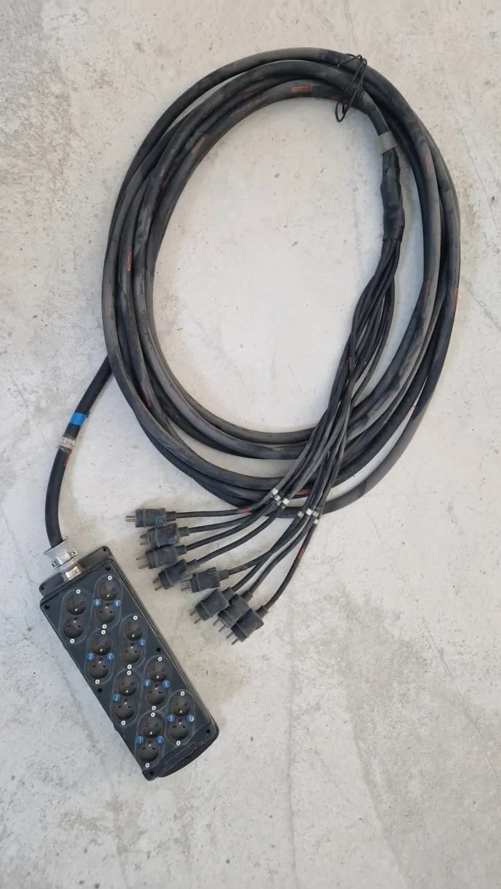 Extension cord - 20 meters - 8xPC16