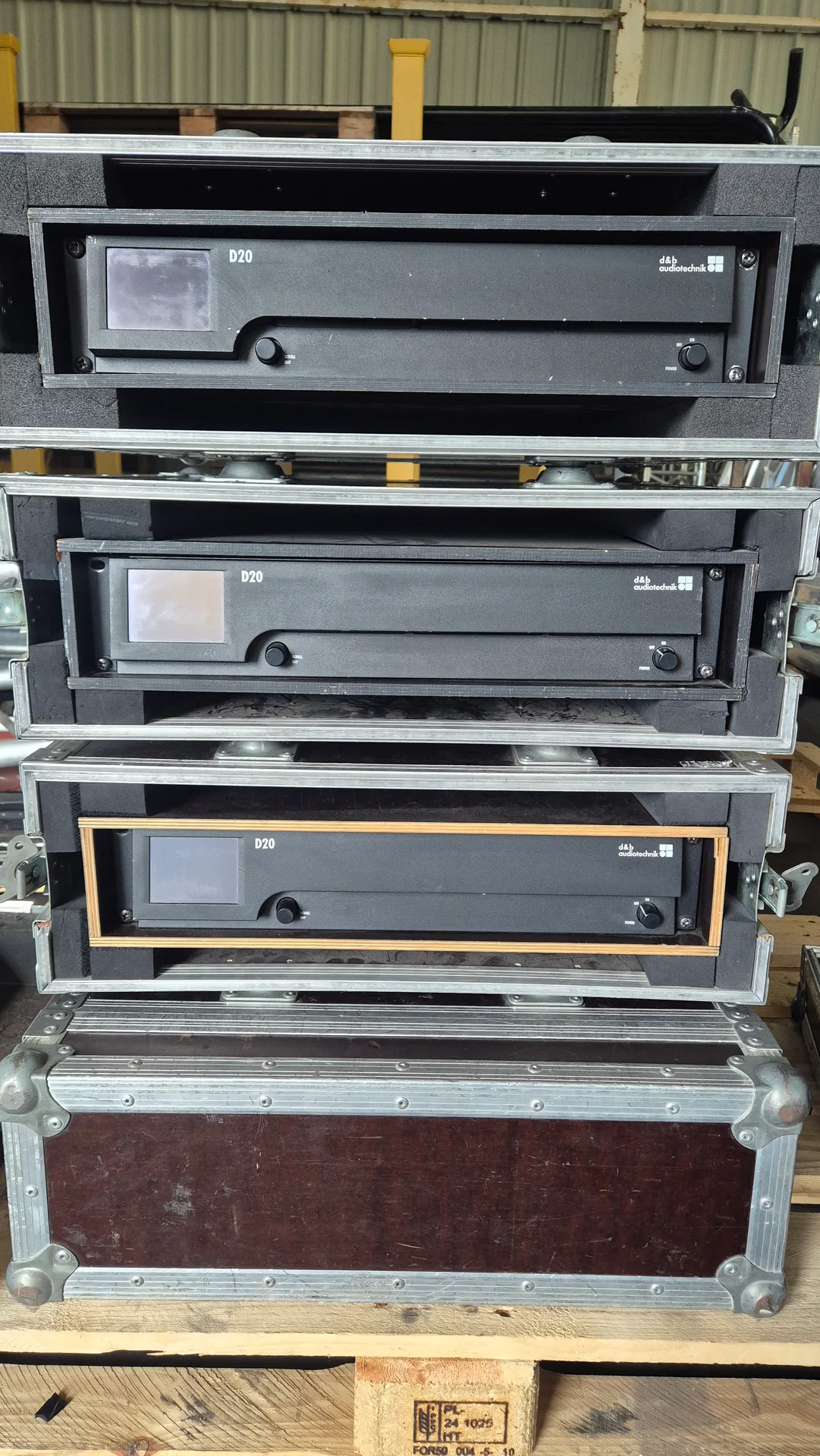 d&b Audiotechnik D20 Amplifier used