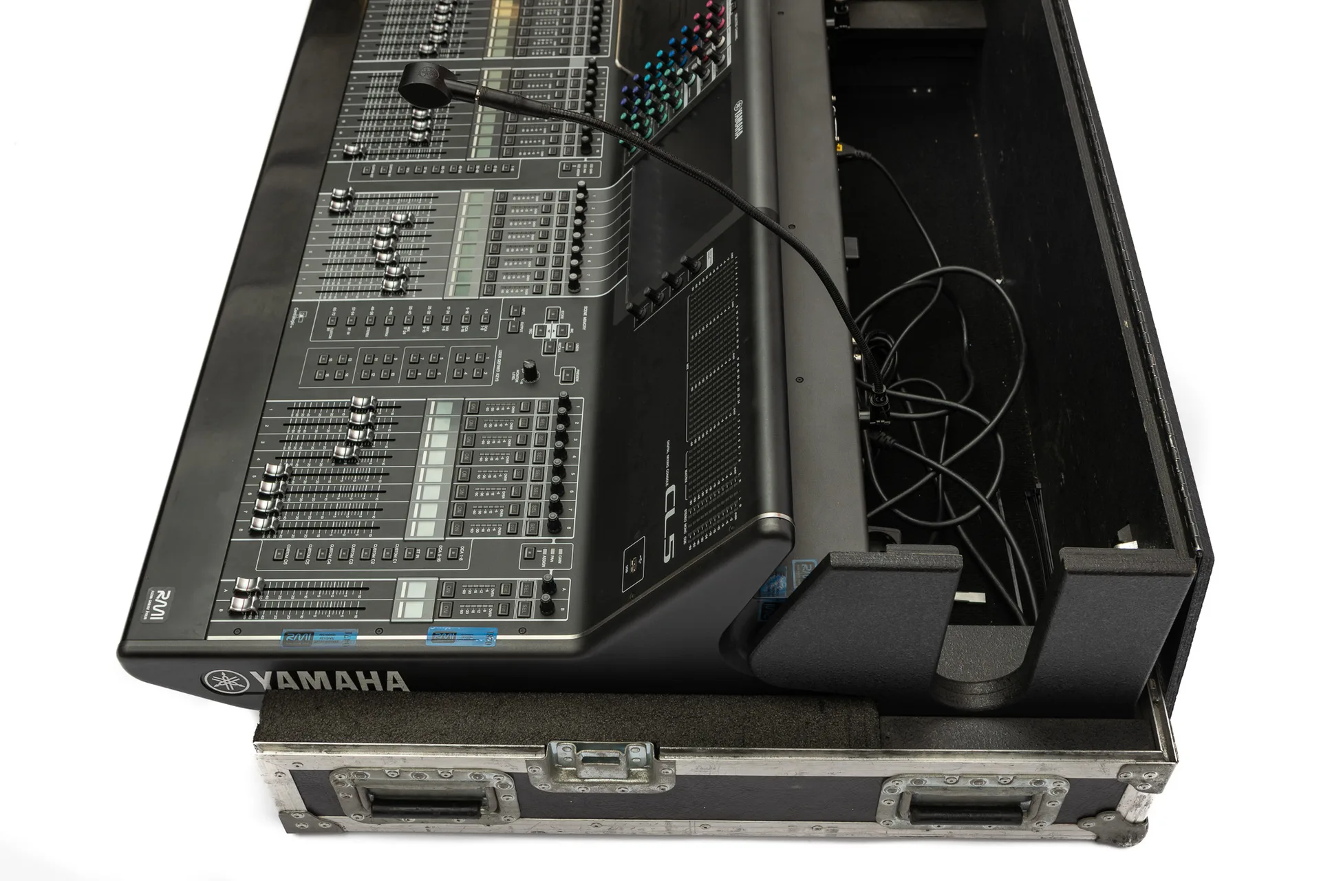 YAMAHA CL5 DIGITAL MIXING CONSOLE PACKAGE