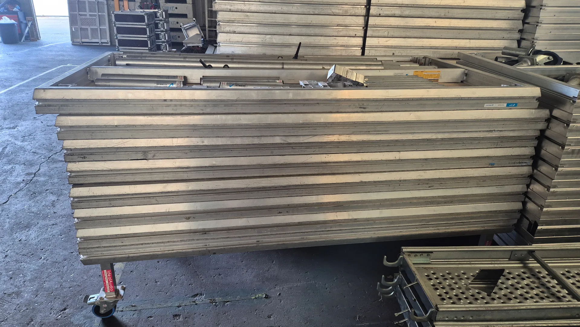 PROLYTE stagedex Black Deck Platform Lot