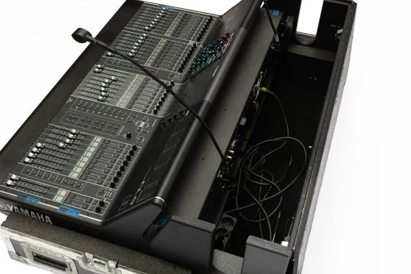 Yamaha CL5 Digital Mixing Console
