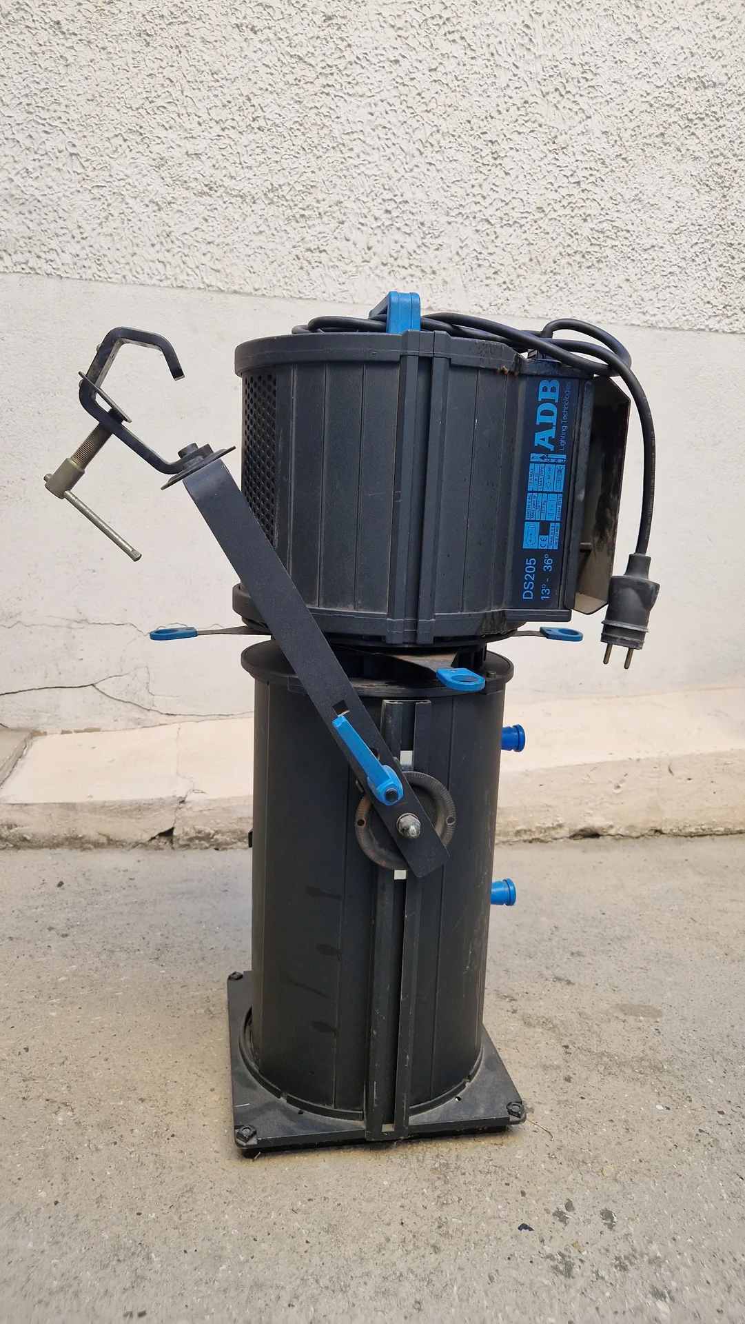 ADB DS205 2kW Profile Spotlight