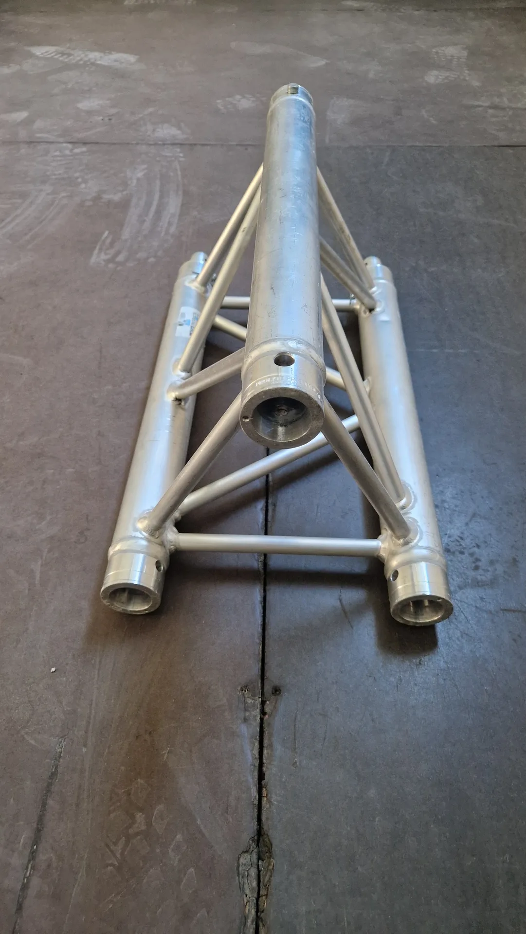 Triangular aluminum structure - 0.5m - 10 pieces
