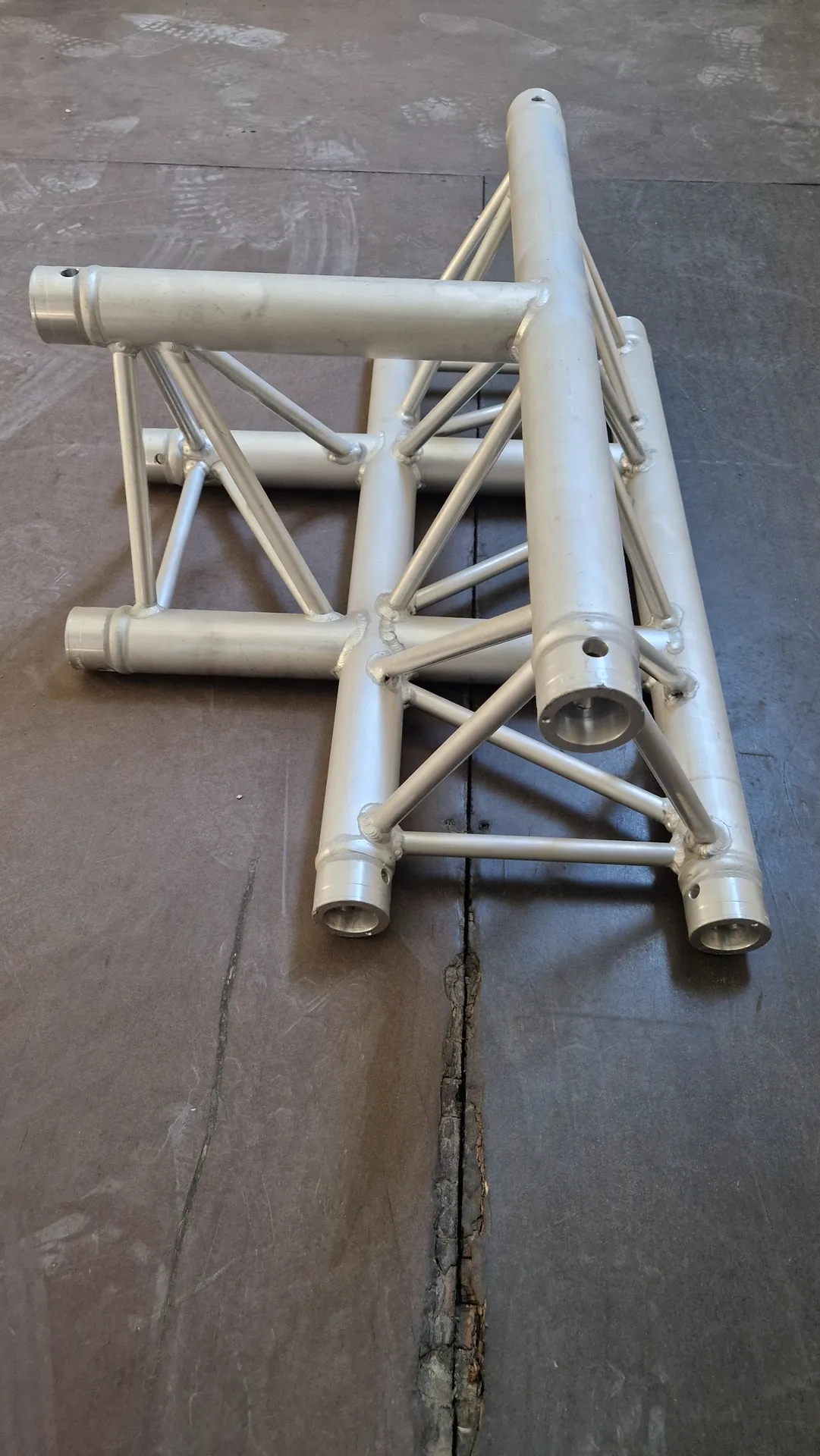 Triangular aluminum frame - T-junction - 8 pieces