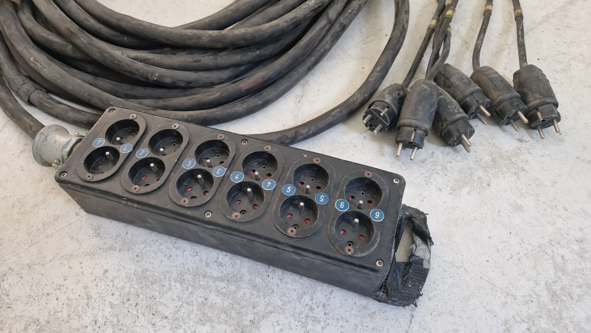 Extension cord - 25 meters - 6xPC16