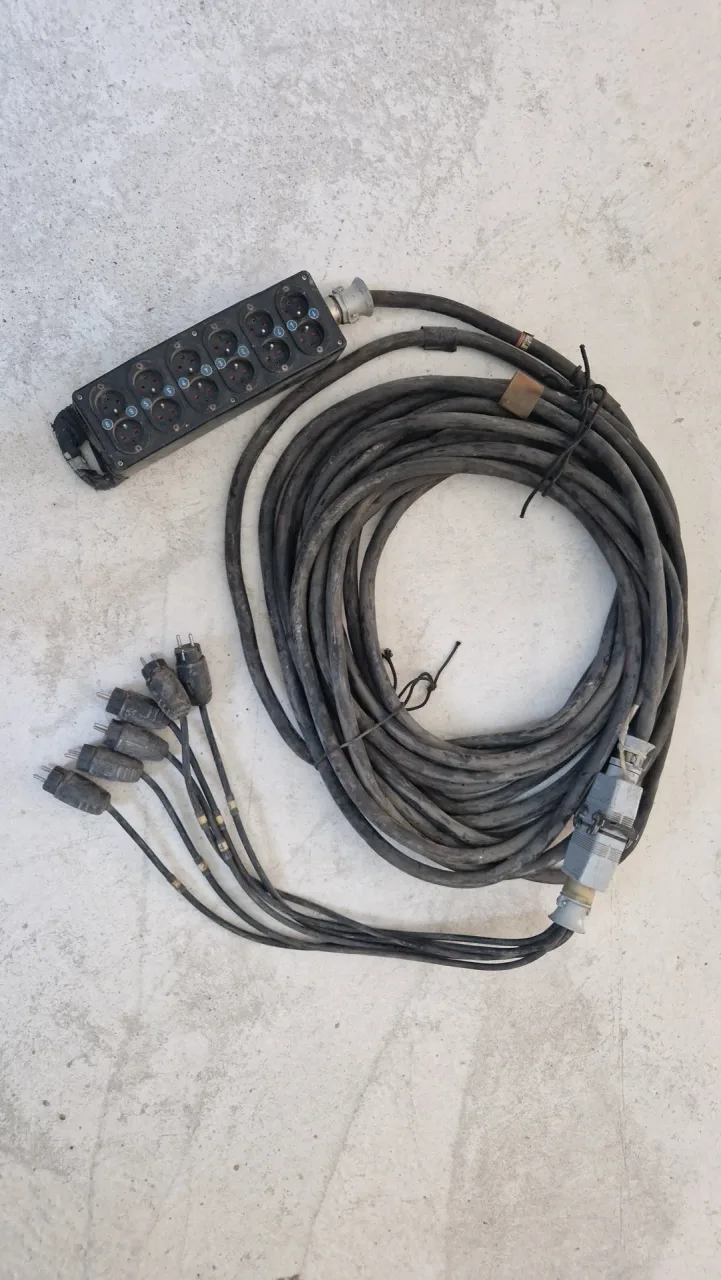 Extension cord - 25 meters - 6xPC16