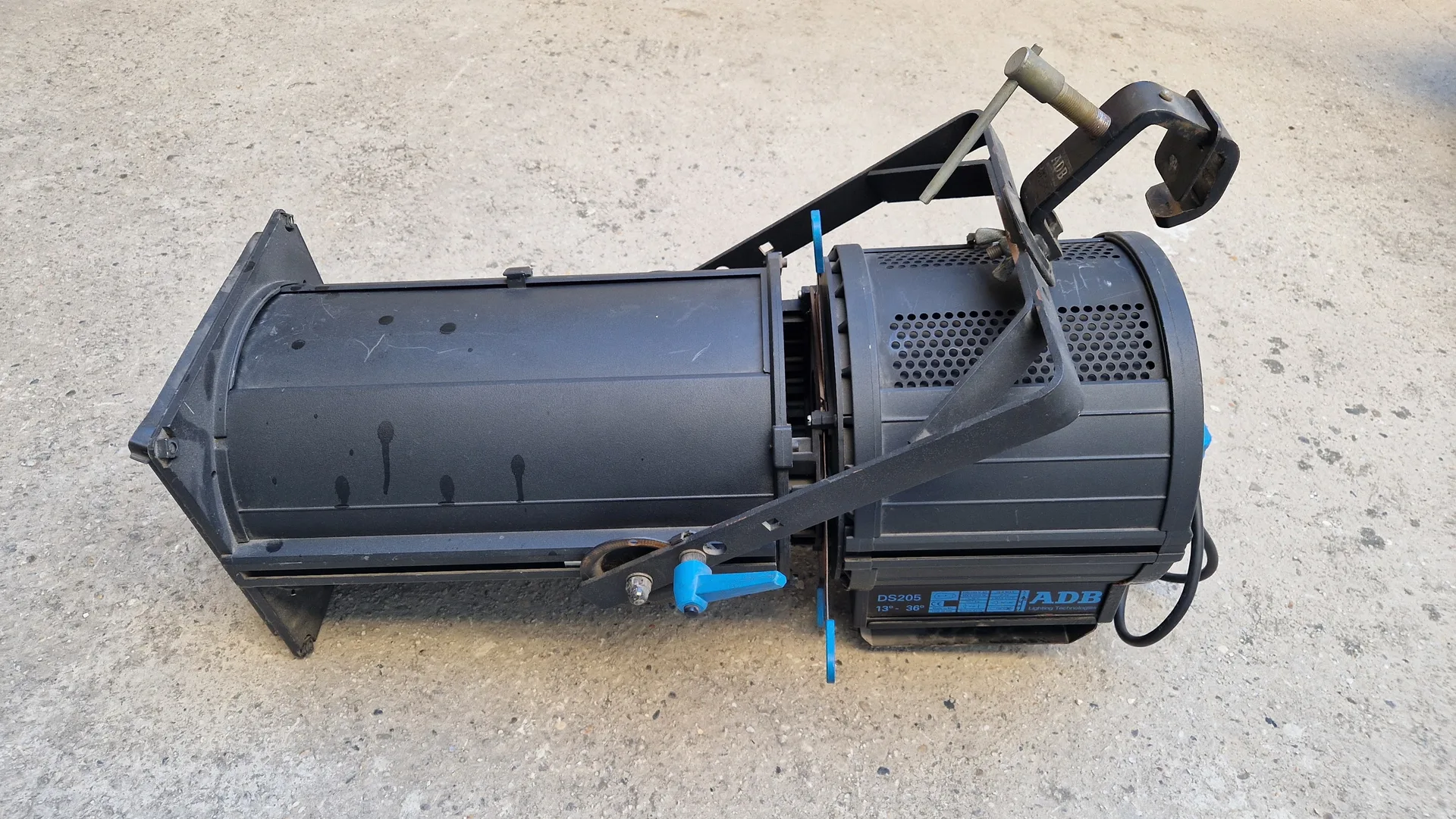ADB DS205 2kW Profile Spotlight