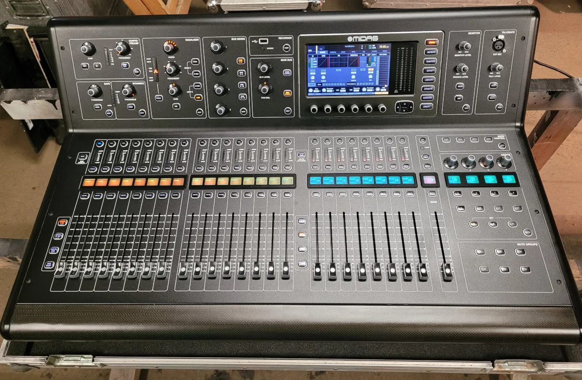 Midas M32 digital mixing console