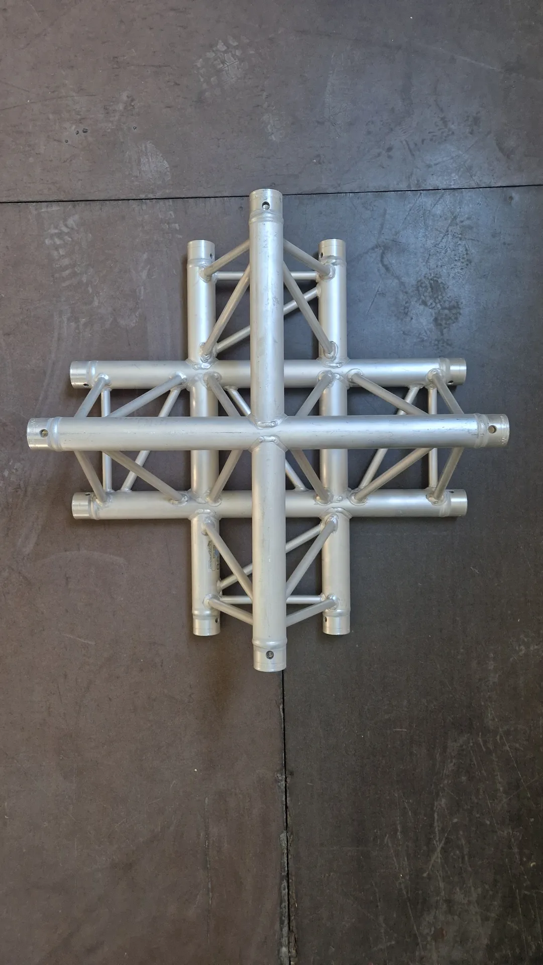 Pack structure aluminum triangle
